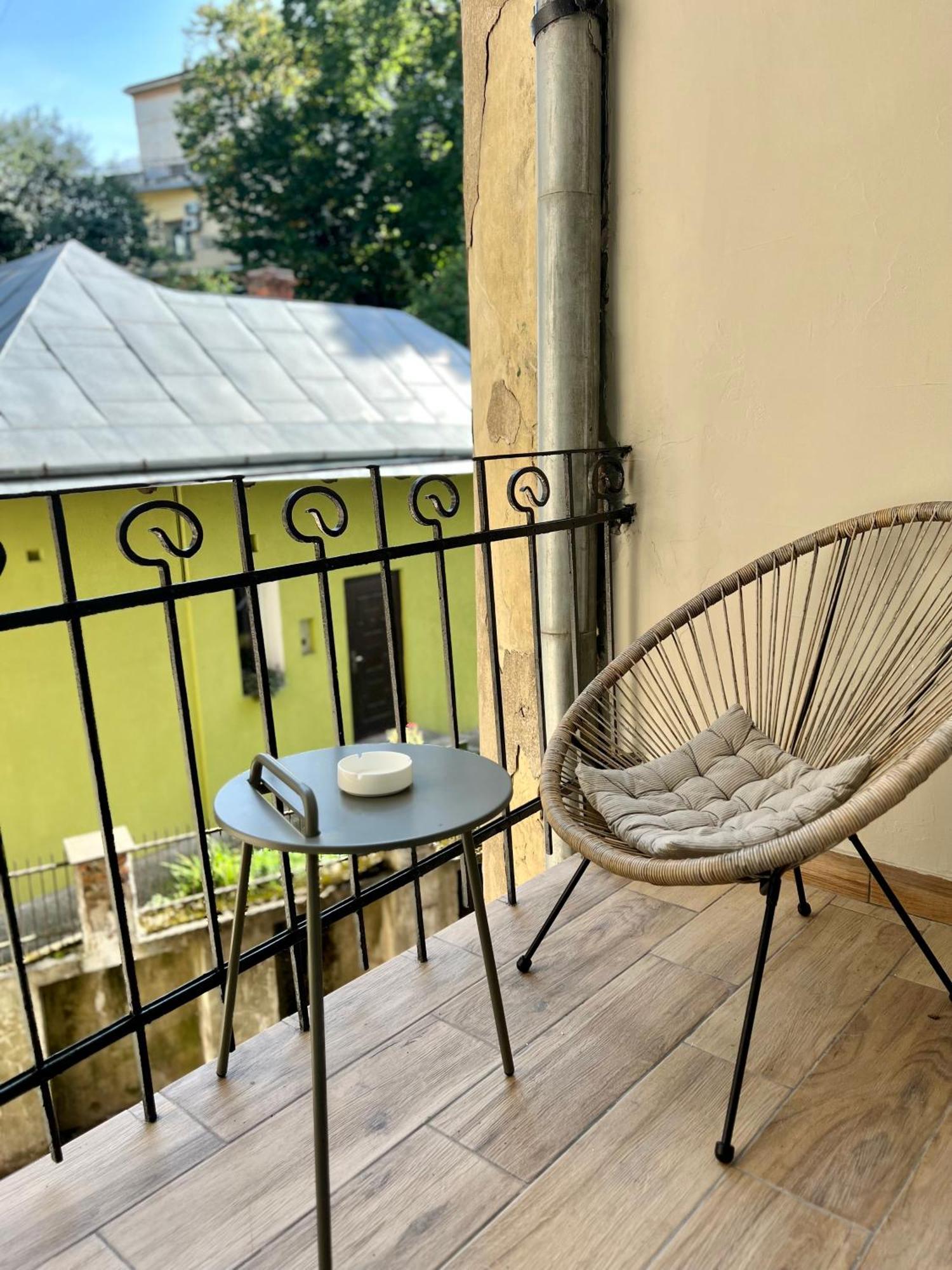 Tugan Apart Lviv Exterior photo